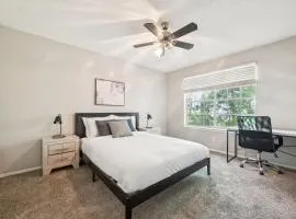 The Davis 1824 I Spacious 2 Bed 2 Bath
