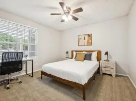 The Davis 717 I Comfy And Spacious 1 Bed 1 Bath