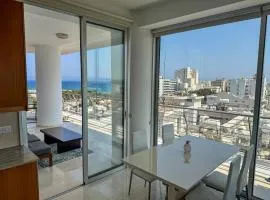 Sea View City Beach Apartment