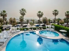 International Hotel & Suite