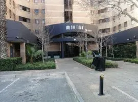 The Titan Apartment-Randburg 291Surrey Ave,Ferndale