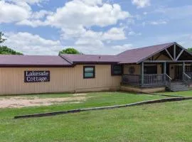 Lakefront Cottage - 25