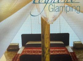 BNATURAL GLAMPING NATURISTA/NUDISTA, hotel v destinaci Baratti