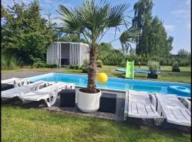 Domki Black Pearl Mielno basen sauna jacuzzi