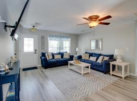 Family Home with Pool! 5 Mi to Ocean City Beach, hotel em Somers Point
