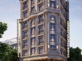 Luxury Place Hotel