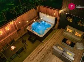 La Marie-Clémentine de Portneuf / Private hot tub, Pool & Billard