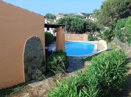 Villa Blu splendida villa con piscina - Stintino Sardegna, hotel v destinaci Cuile Pazzoni