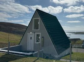 Central Location and Stunning Views, khách sạn ở Whiteness