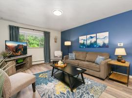 Stylish Condo in the Heart of Old Town, hotel v destinaci Fort Collins