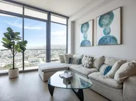 Hollywood Heights - High-Rise with Panoramic Views