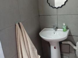 Comfy at Sosha, hotel v destinaci Soshanguve