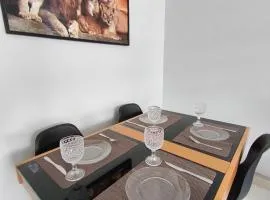 Apart 2qtos com ar - Aconchegante