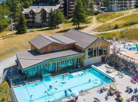 RISOUL 1850 - Appart' 4 personnes ski aux pieds, hotel v destinaci Risoul