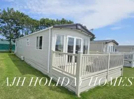 AJH Holiday Homes, Ty Mawr- Parkdeans Resort