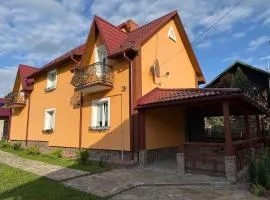 ViLLA KUMANETS