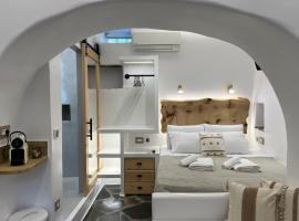 Mikri Kamara Suite, hotel in Tripótamos