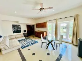20, Suite for 4 People