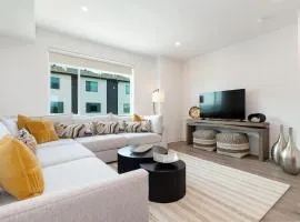 Brand NEW Townhome! Luxury AND Convenience
