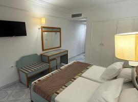 TREE HOUSE HOTEL Sousse, ξενοδοχείο κοντά στο Διεθνές Αεροδρόμιο Μοναστίρ Habib Bourguiba  - MIR, Σούσα
