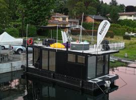 DIAMOND Bigigio House Boat, barco en Lisanza
