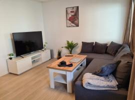 Studio apartment, 1 bedrom, High standard, Right by airport, with bed linen