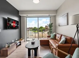 Stylish Luxury 1Bedroom In Downtown Minneapolis, Minutes From Minneapolis Convention Center & US Bank Arena