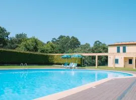 Just Like Home - Casa dos Pinheiros