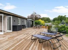 Lovely Home In Haderslev With Wifi