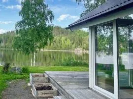 2 Bedroom Cozy Home In Sandöverken