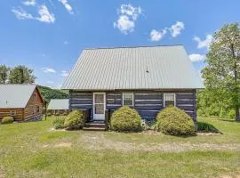 2 Mi to Mabry Mill: Mtn-View Cabin w/ Porch!