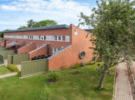 Amazing Home In Hemmet With Sauna, hotel en Hemmet