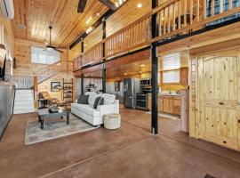 The Pine Loft | Yosemite, hotel v destinácii North Fork