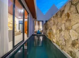 Moonlight B22 - Elegant Modern Villa - Private Pool & Perfect Location