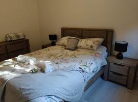 Glen Cromie Caravan Park, hotel en Drouin West