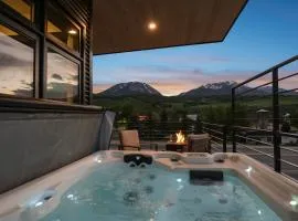 4-Season Modern Mountain Penthouse with Private Hot Tub & Scenic Views