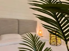 T2 cosy avec mezzanine, piscine & plage à pied