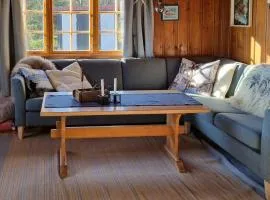 Traditional Family Cabin Near Rabalen