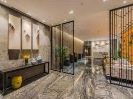 Qingdao Elegance Hotel