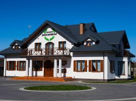 Grochowiak – hotel z parkingiem w mieście Węgrów