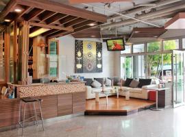 The Finn Hotel, hotel v destinaci Ban Liap