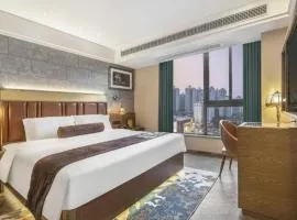 James Joyce Coffetel·Suqian Bus Station