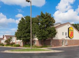 Super 8 by Wyndham Carthage, hotel poblíž Joplin Regional - JLN, Carthage