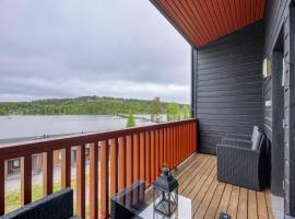 Holiday Apartment Skivillas 26 B 2, hotel with parking in Ukkohalla