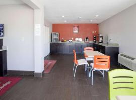 Econo Lodge Airport, hotel near Norfolk International Airport - ORF, North Camellia Acres