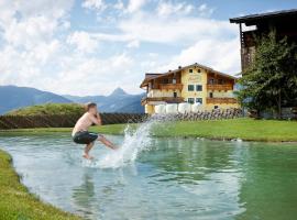 Appartements Luegeck, hotell med basseng i Hollersbach im Pinzgau