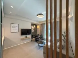TWO ENTIRE APARTMENTS LIV Luxury Central A-B
