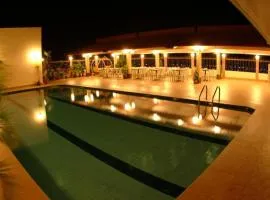 Li Hua Hotel Bintulu