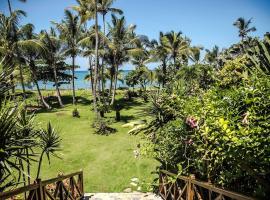 Villa Ixora - Ocean Front, hotell i Las Galeras