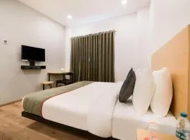 RROOMS Hotel Awadh Airport Hotel